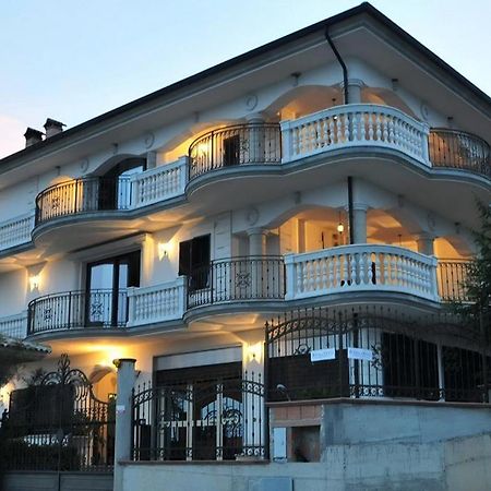 B&B Rosa Dei Venti Roseto Capo Spulico Eksteriør bilde