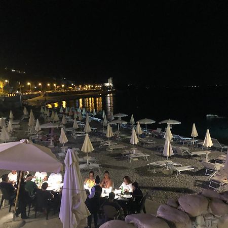 B&B Rosa Dei Venti Roseto Capo Spulico Eksteriør bilde