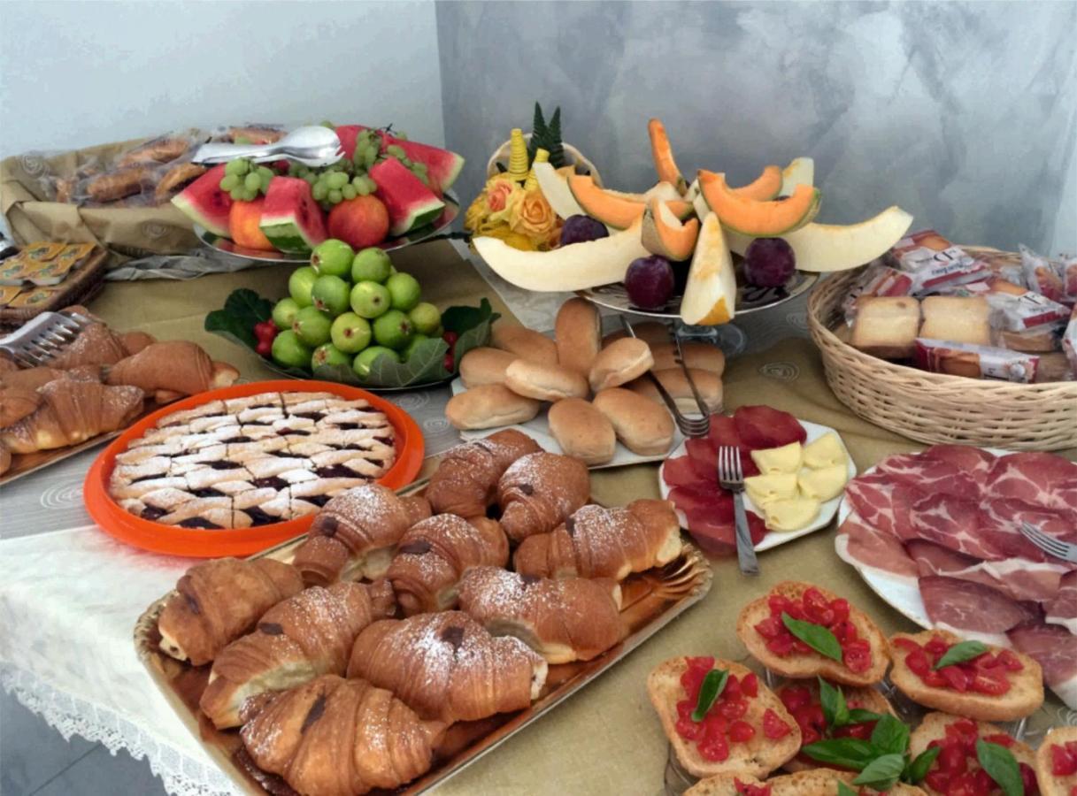 B&B Rosa Dei Venti Roseto Capo Spulico Eksteriør bilde