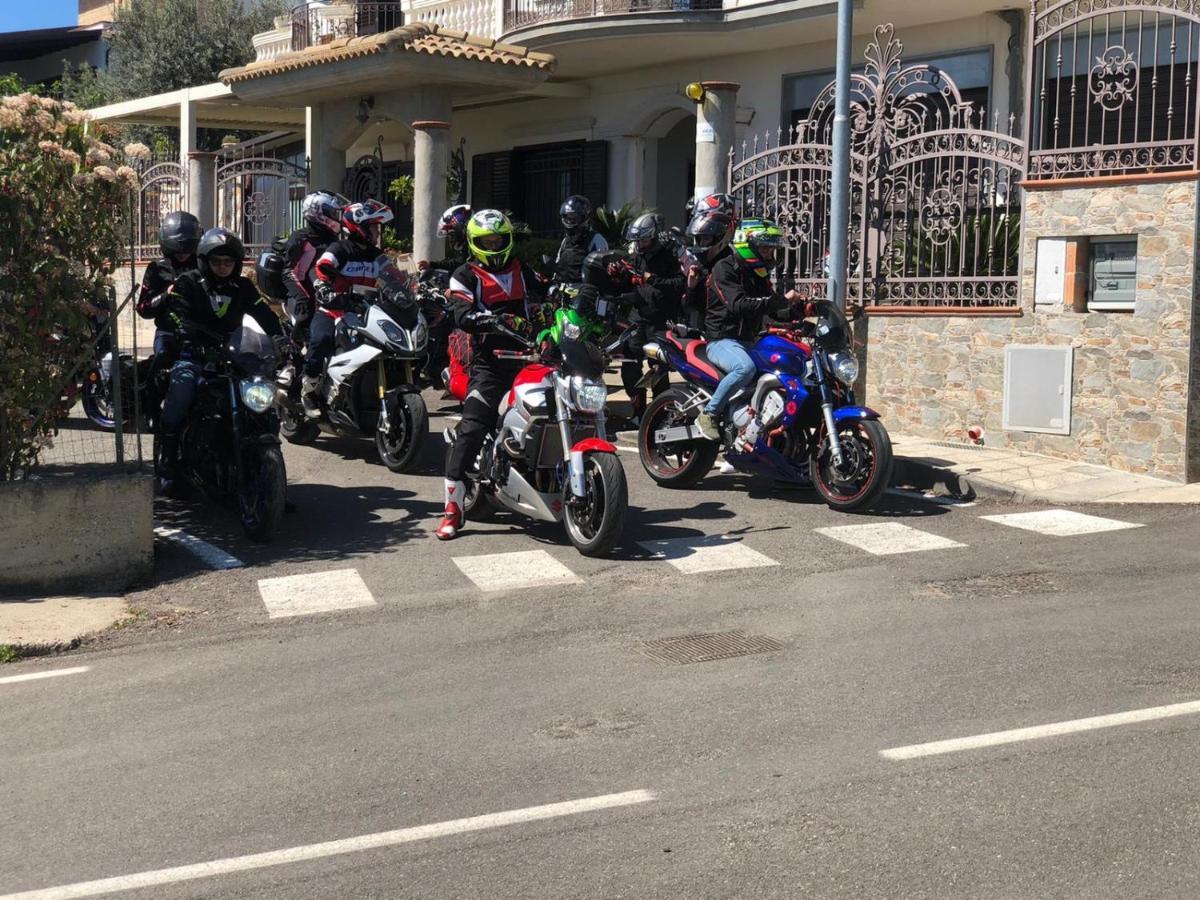 B&B Rosa Dei Venti Roseto Capo Spulico Eksteriør bilde