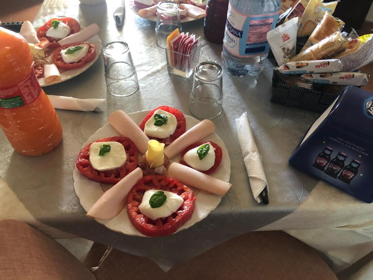 B&B Rosa Dei Venti Roseto Capo Spulico Eksteriør bilde