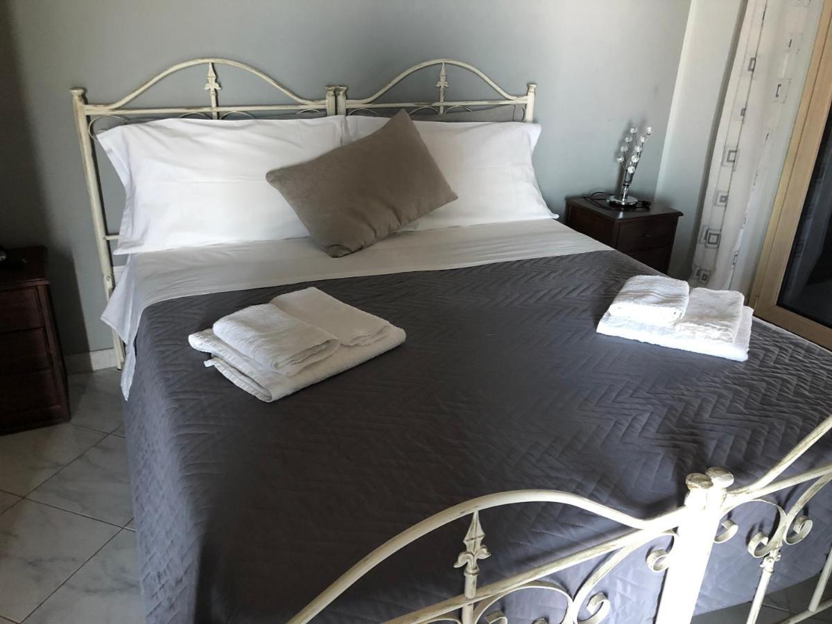 B&B Rosa Dei Venti Roseto Capo Spulico Eksteriør bilde