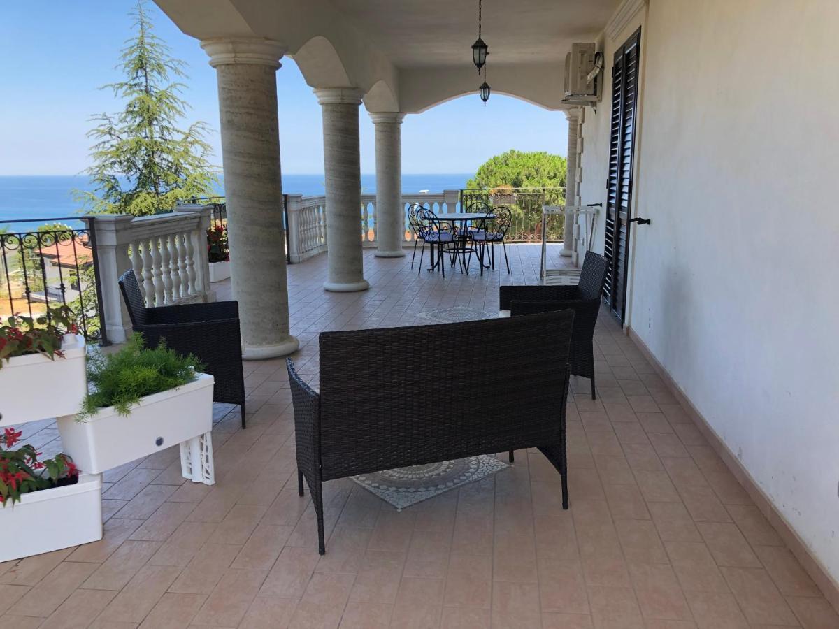 B&B Rosa Dei Venti Roseto Capo Spulico Eksteriør bilde
