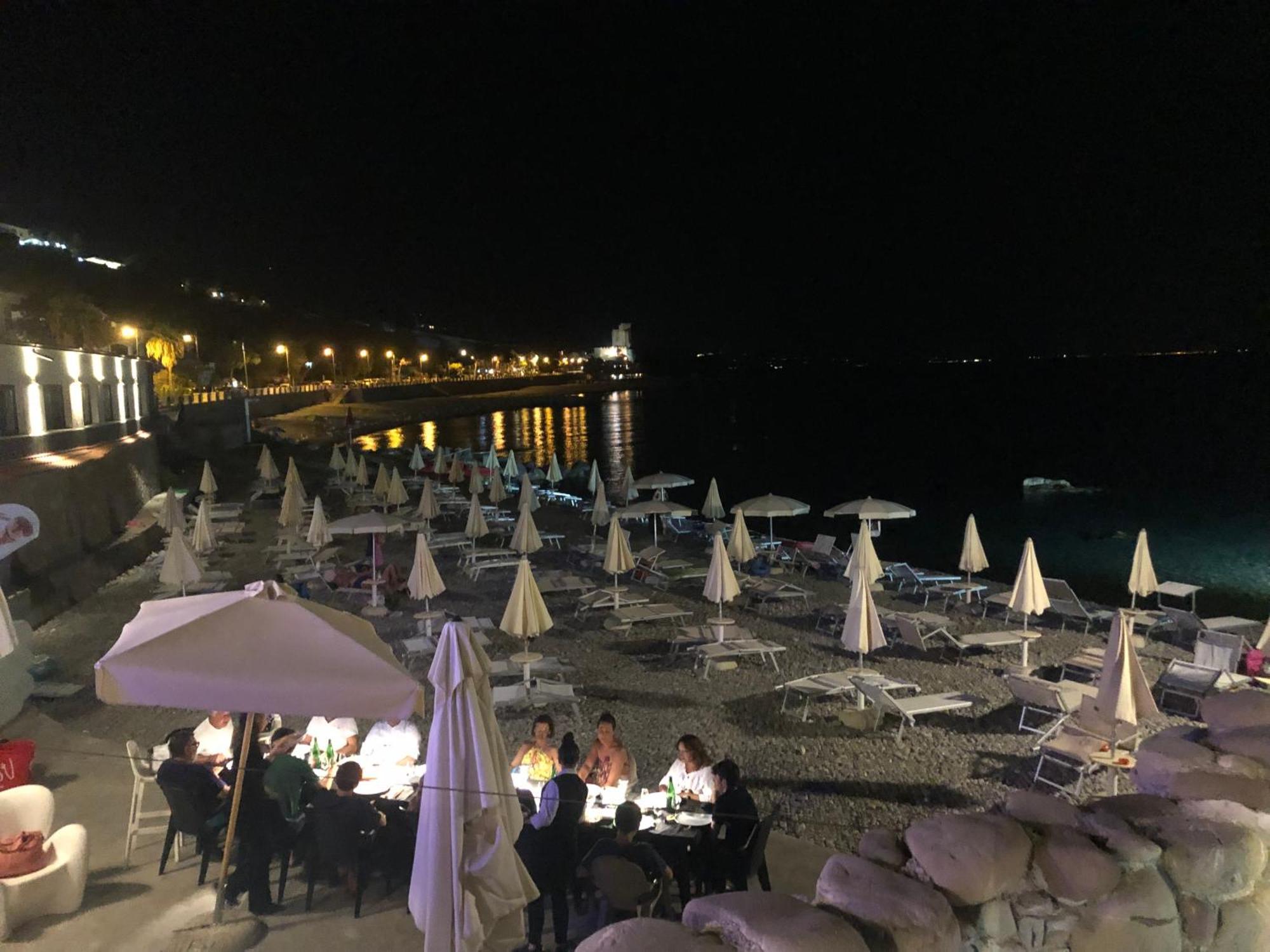 B&B Rosa Dei Venti Roseto Capo Spulico Eksteriør bilde